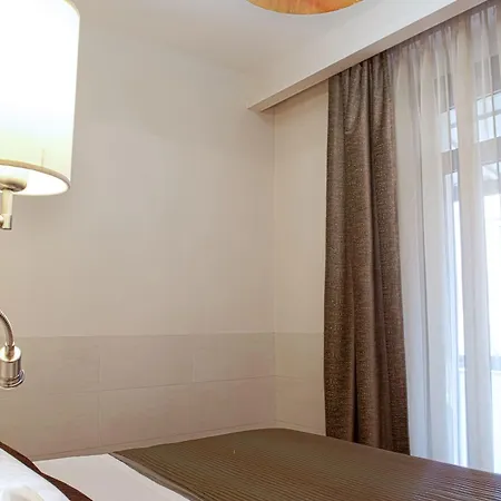 Basilio 55 Pensionat 3*